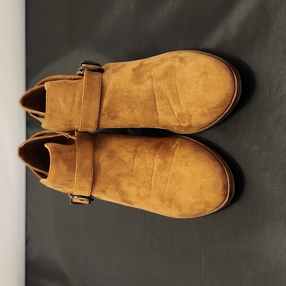 Time And Tru Memory Foam Cut-Out Design Embellish… - image 3